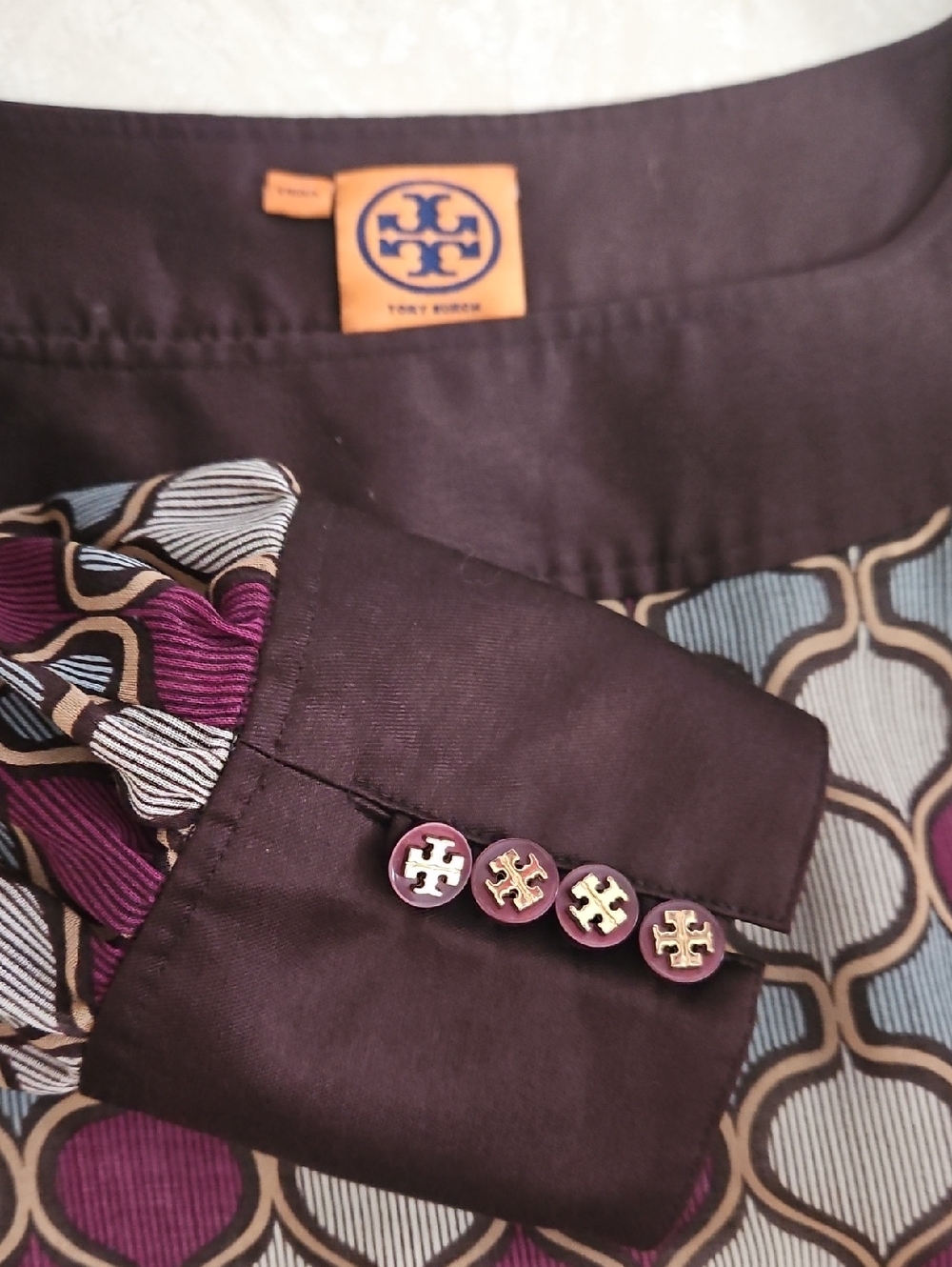 Tory Burch Blouse, Size 14. - Picture 3 of 12
